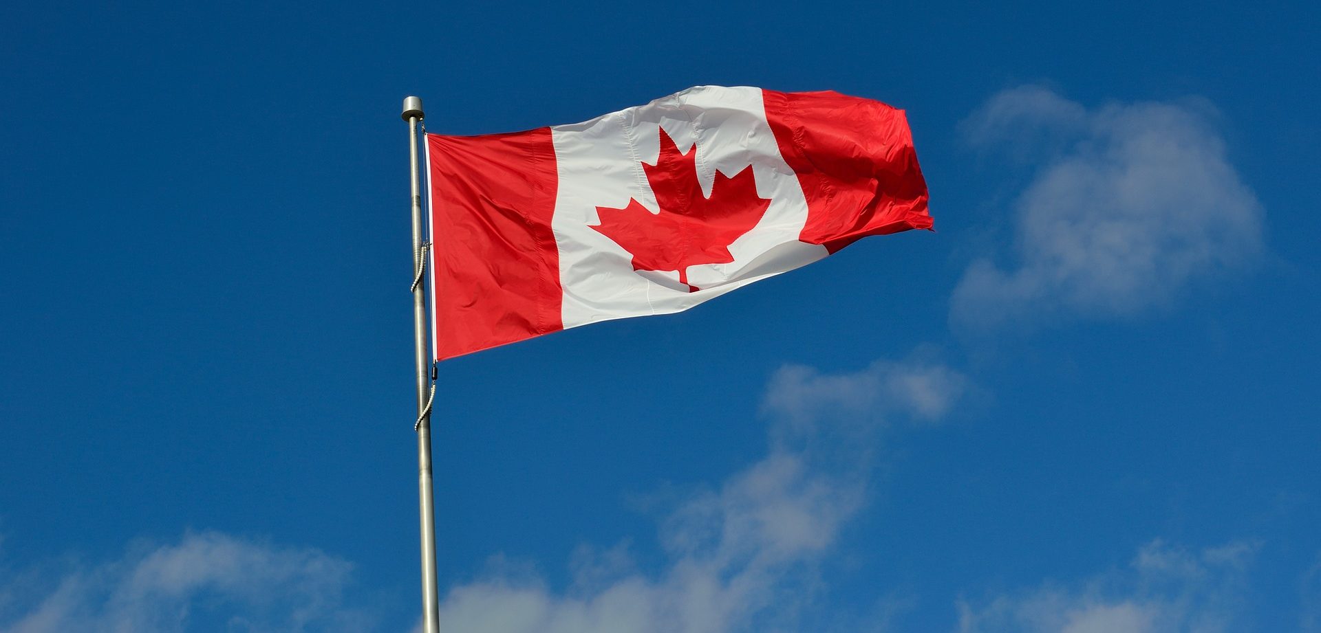 canadian-flag-1229484_1920