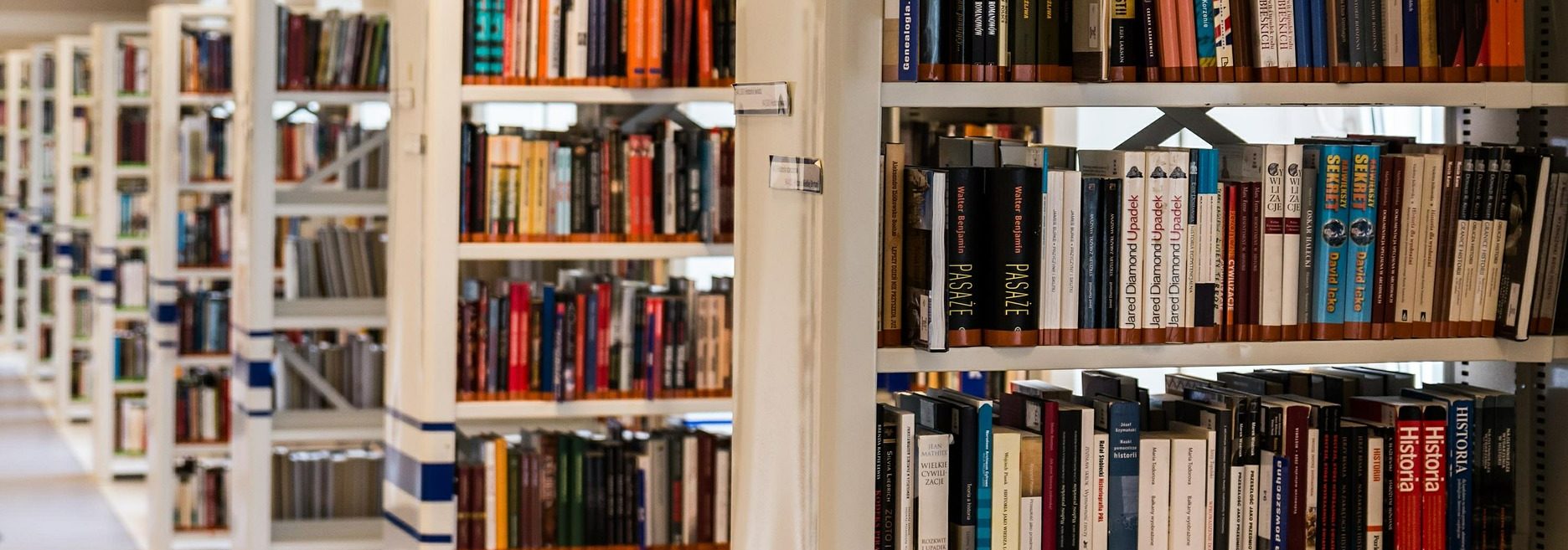 library-488690_1920