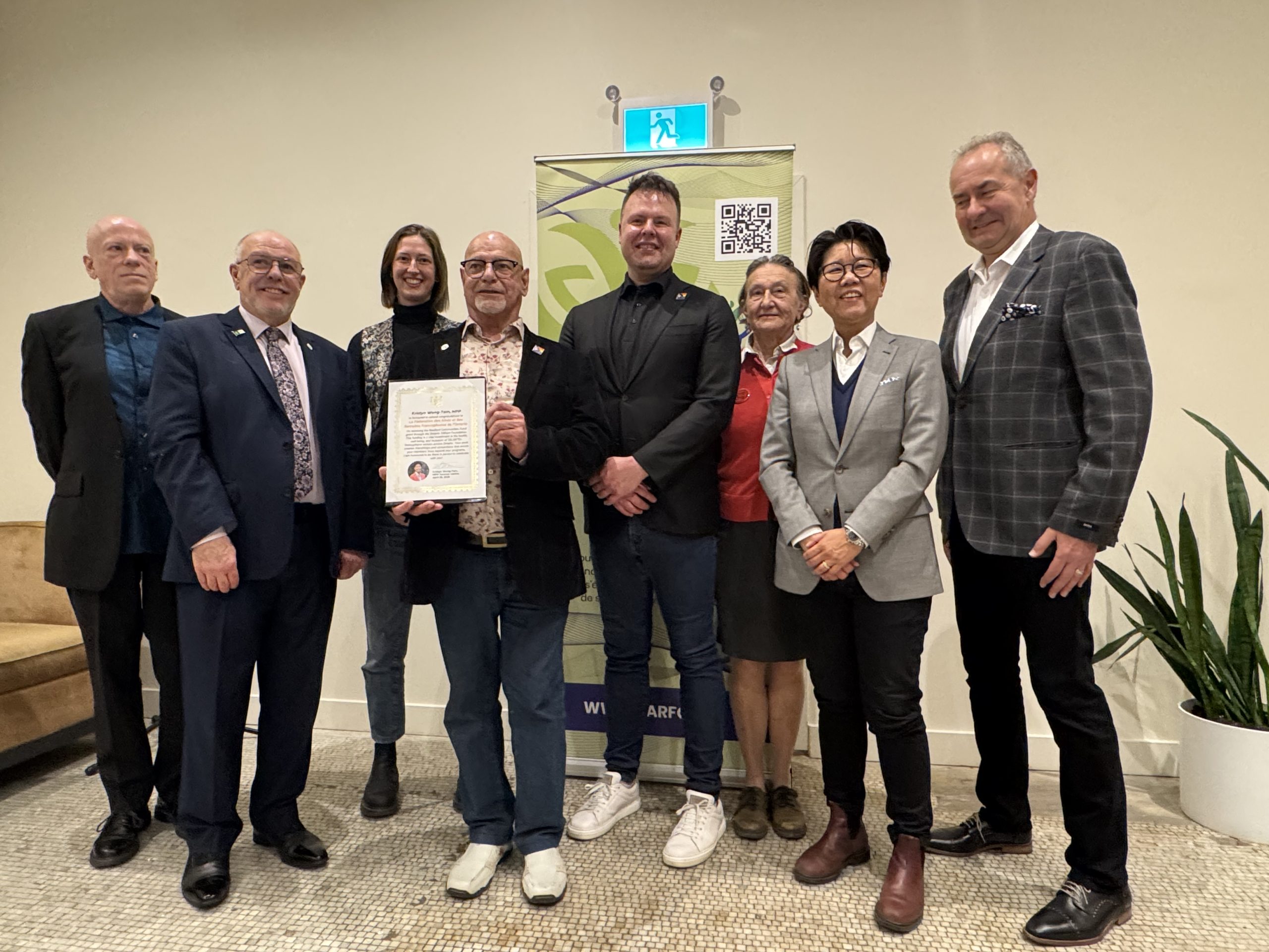 De gauche à droite : Normand Babin, Michel Tremblay, Élizabeth Bruins, Jean-Rock Boutin, Carl Bouchard, Rolande Smith (SHT), Kristyn Wong-Tam et Christian Bode (SHT). De gauche à droite : Normand Babin, Michel Tremblay, Élizabeth Bruins, Jean-Rock Boutin, Carl Bouchard, Rolande Smith (SHT), Kristyn Wong-Tam et Christian Bode (SHT).